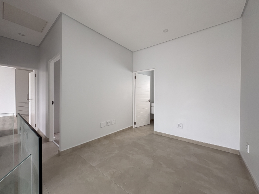 4 Bedroom Property for Sale in Sandown Western Cape